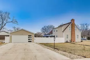 150 Country Club Dr, Northlake, IL 60164 - Photo 23