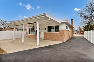 250 N Irving Ave, Hillside, IL 60162 - Photo 35