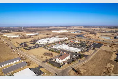 74Xx Rock Valley Parkway, Loves Park, IL 61111 - Photo 17