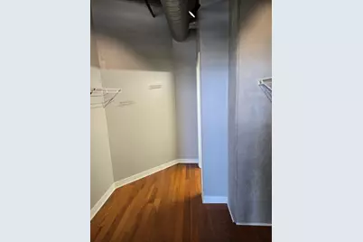 811 W 15th Place #703, Chicago, IL 60608 - Photo 13