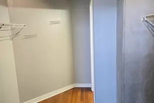 811 W 15th Pl, Chicago, IL 60608 - Photo 13