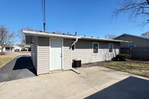 3246 176th St, Hammond, IN 46323 - Photo 17