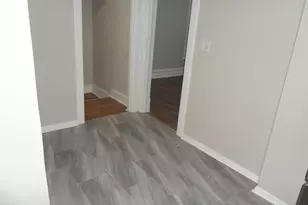 835 Oak St, Elgin, IL 60123 - Photo 25