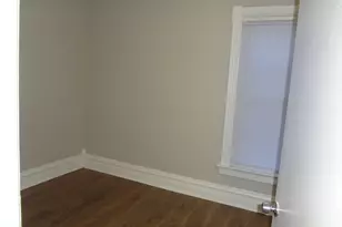 835 Oak St, Elgin, IL 60123 - Photo 13