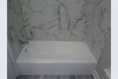 835 Oak Street, Elgin, IL 60123 - Photo 35