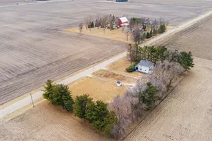 12539 Fairview Dr, Dekalb, IL 60115 - Photo 3