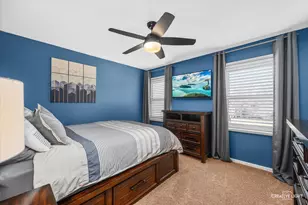 233 Briarheath Ln, Naperville, IL 60565 - Photo 21