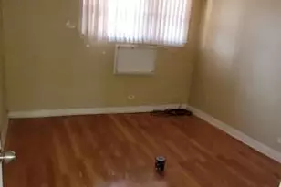 6331 N Fairfield Ave, Chicago, IL 60659 - Photo 5