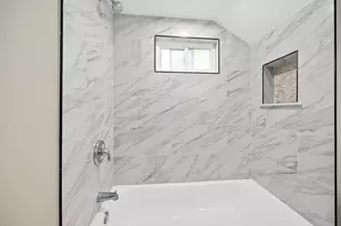 209 N Hunter St, Thornton, IL 60476 - Photo 25