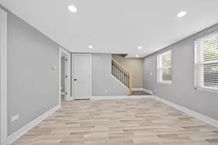 209 N Hunter St, Thornton, IL 60476 - Photo 17