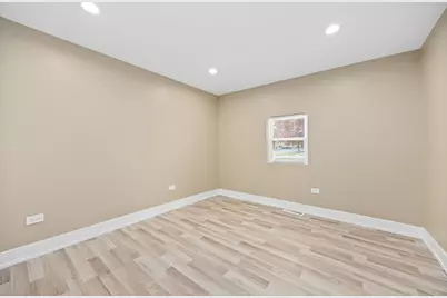 209 N Hunter Street, Thornton, IL 60476 - Photo 19