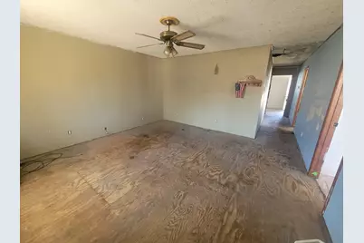 609 S Ledford Street, Harrisburg, IL 62946 - Photo 5