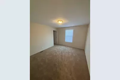 186 Carriage Lane, Sauk Village, IL 60411 - Photo 11