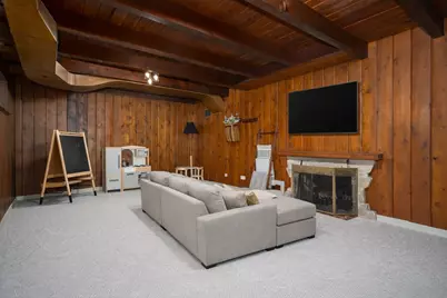 6529 N Ponchartrain Boulevard, Chicago, IL 60646 - Photo 29