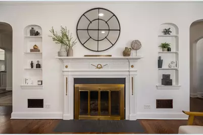 6529 N Ponchartrain Boulevard, Chicago, IL 60646 - Photo 19