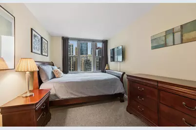 400 E Randolph Street #3002, Chicago, IL 60601 - Photo 9