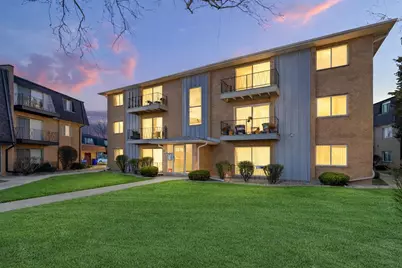 4819 W 109th Street #3-103, Oak Lawn, IL 60453 - Photo 1