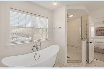 629 Kenwood Avenue, Libertyville, IL 60048 - Photo 17