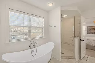 629 Kenwood Ave, Libertyville, IL 60048 - Photo 17