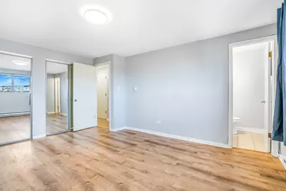 6728 W 64th Place #2B, Chicago, IL 60638 - Photo 9