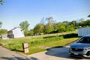 117 Bradford Rd, Joliet, IL 60433 - Photo 1