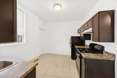 7126 S Saint Lawrence Avenue, Chicago, IL 60619 - Photo 9