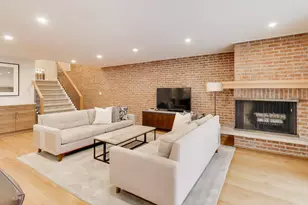 1821 Wildberry Dr, Glenview, IL 60025 - Photo 3