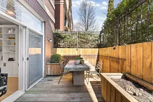 2650 N Mildred Ave, Chicago, IL 60614 - Photo 9