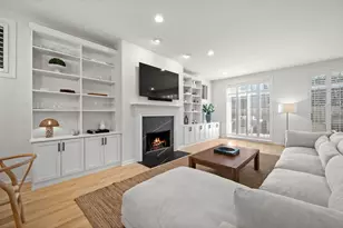 2650 N Mildred Ave, Chicago, IL 60614 - Photo 3