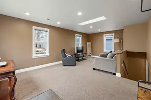 15 W Woodstock St, Crystal Lake, IL 60014 - Photo 13