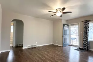 1075 S 7th Ave, Kankakee, IL 60901 - Photo 15