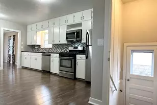 1075 S 7th Ave, Kankakee, IL 60901 - Photo 11