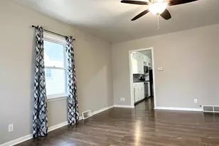 1075 S 7th Ave, Kankakee, IL 60901 - Photo 5