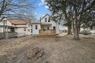 1820 40th St, Rock Island, IL 61201 - Photo 21