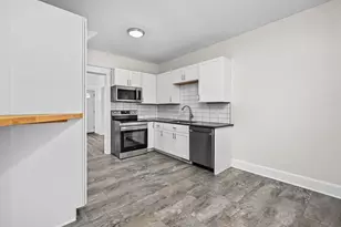 1820 40th St, Rock Island, IL 61201 - Photo 11