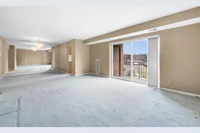 909 E Kenilworth Avenue #321, Palatine, IL 60074 - Photo 3