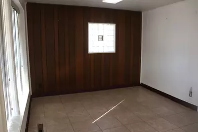 172 N Kennedy Drive, Bradley, IL 60915 - Photo 5