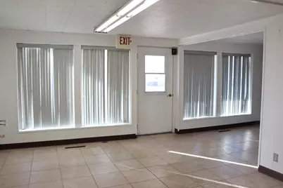 172 N Kennedy Drive, Bradley, IL 60915 - Photo 3