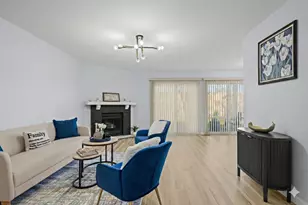 1168 Northbury Ln, Wheeling, IL 60090 - Photo 3