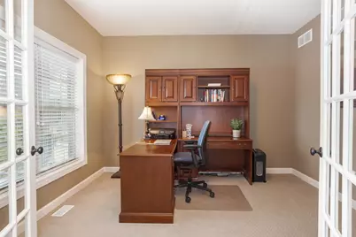 2110 Sinclair Court, Bloomington, IL 61704 - Photo 9