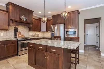 2110 Sinclair Court, Bloomington, IL 61704 - Photo 21