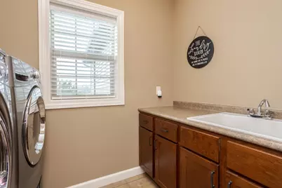 2110 Sinclair Court, Bloomington, IL 61704 - Photo 25