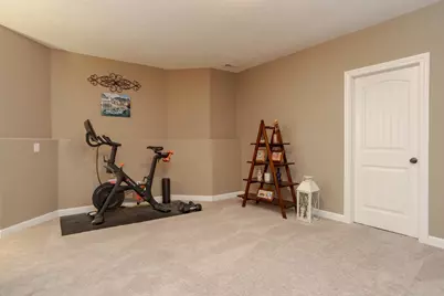 2110 Sinclair Court, Bloomington, IL 61704 - Photo 43