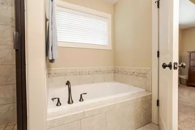 2110 Sinclair Court, Bloomington, IL 61704 - Photo 39