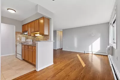 6001 N Kenmore Avenue #511, Chicago, IL 60660 - Photo 5