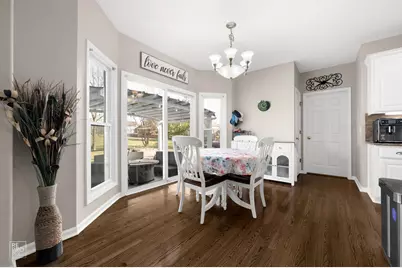 2220 Brookwood Drive, South Elgin, IL 60177 - Photo 5