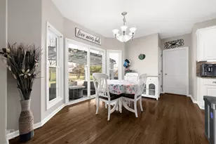 2220 Brookwood Dr, South Elgin, IL 60177 - Photo 5