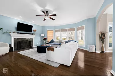 2220 Brookwood Drive, South Elgin, IL 60177 - Photo 3