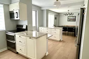 7061 N Kedzie Ave, Chicago, IL 60645 - Photo 5