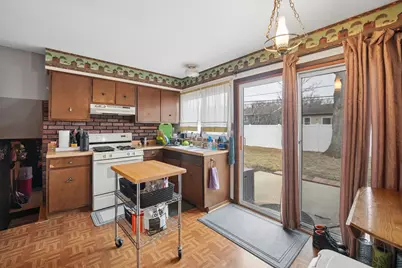 [Address not provided], Oak Forest, IL 60452 - Photo 5